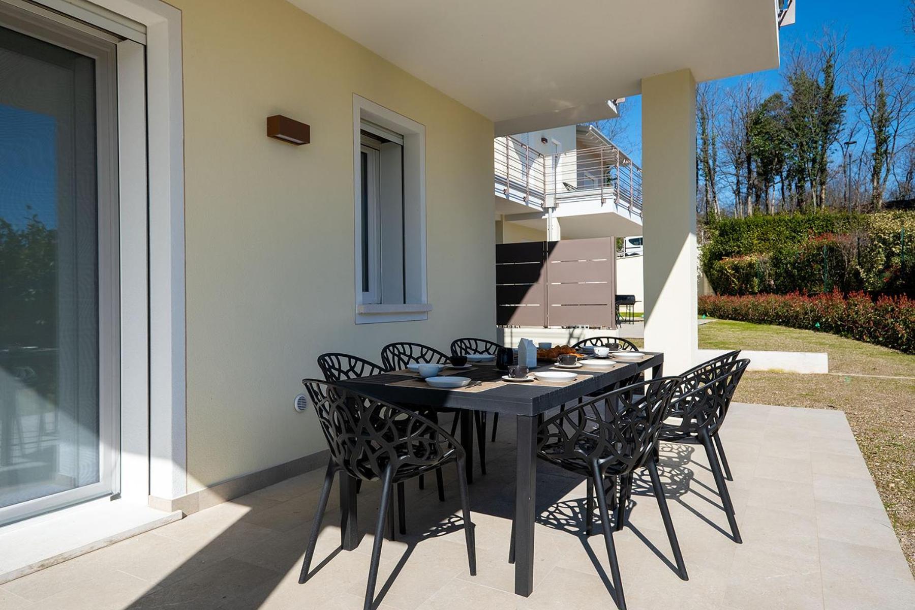 Luxury Villas Gardenia With Private Pool Padenghe sul Garda Exterior photo